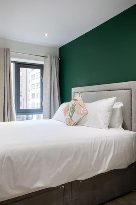 Luxury, Sleeps 6, City Centre Belfast Ngoại thất bức ảnh